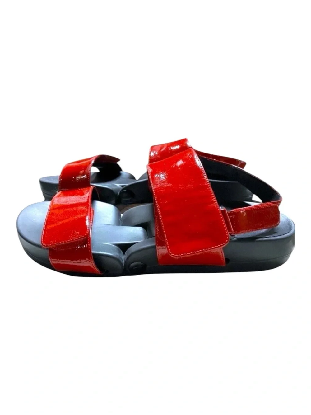FIGS by FIGUEROA Red Patent Leather Sandals Hinged Sole Flex Leather Activewear